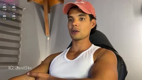 Daniel  online show from November 9, 11:31 pm