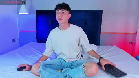 Daniel online show from December 5, 3:37 am