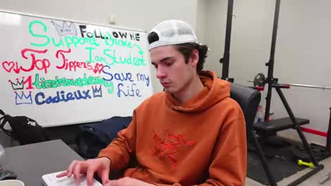 DANIEL SHAWN online show from January 31, 7:11 pm