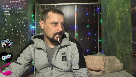 Snapshot of danielocool chatting on December 29, 1:49 pm DanieloCool online show from December 29, 1:49 pm