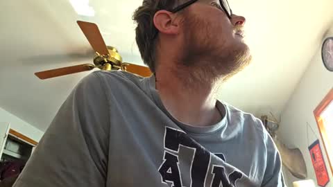 Daniel    y. online show from November 12, 5:51 pm