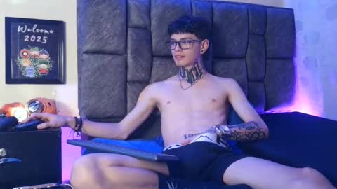 Dann Brown online show from January 24, 8:00 pm