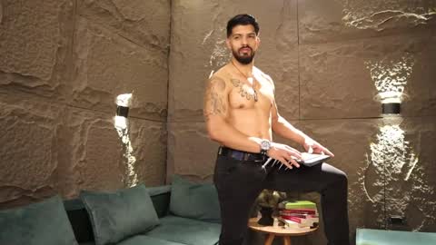 Snapshot of dann_saenz chatting on March 2, 1:31 pm Dann saenz online show from March 2, 1:31 pm