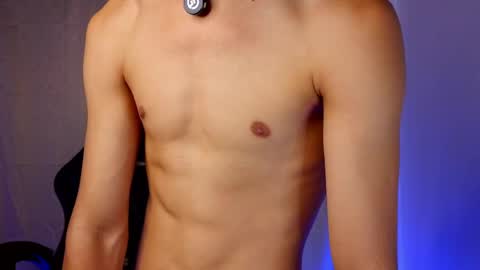 Danny online show from April 8, 3:07 am