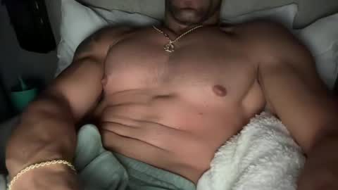 Snapshot of dannyland9 chatting on December 23, 4:33 am dannyland9 online show from December 23, 4:33 am