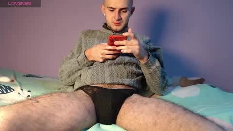 dante_bear online show from November 28, 3:10 am