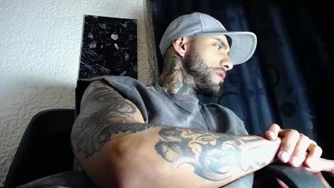 dante_d_angelo_ online show from December 19, 6:21 am