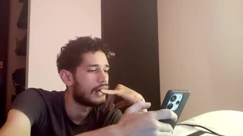 Snapshot of dante_dm chatting on October 17, 2:32 pm DANTE DI MARCO online show from October 17, 2:32 pm