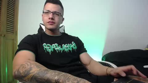 danteread online show from February 12, 8:29 pm