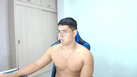 Dantraxx online show from January 12, 1:58 pm