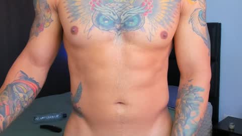 danyfitguy_ online show from January 14, 12:45 pm