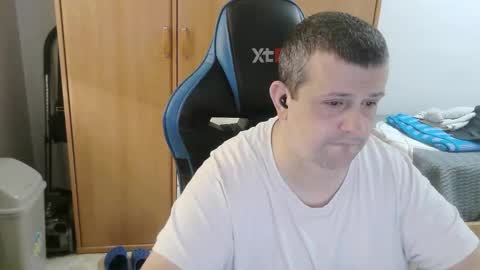 danysanchez1981 online show from February 6, 11:07 am