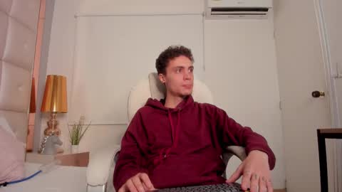 dark_sun333 online show from September 24, 12:21 am