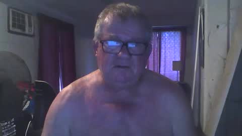 Snapshot of darwincock chatting on January 18, 9:45 pm darwincock online show from January 18, 9:45 pm