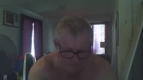 Snapshot of darwincock chatting on December 21, 3:25 am darwincock online show from December 21, 3:25 am