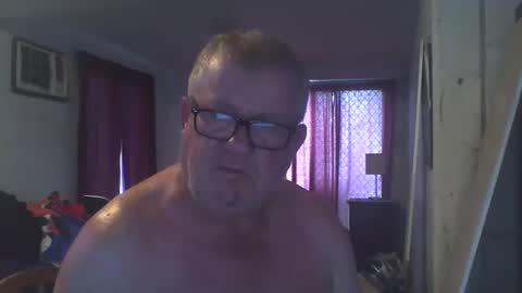 Snapshot of darwincock chatting on December 14, 9:46 pm darwincock online show from December 14, 9:46 pm