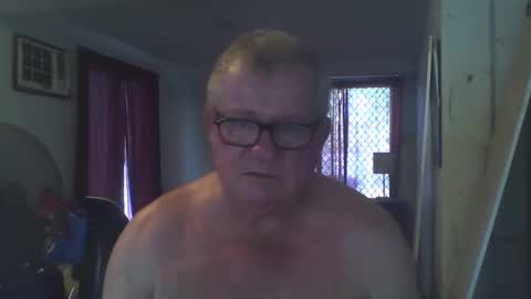 Snapshot of darwincock chatting on January 3, 10:40 pm darwincock online show from January 3, 10:40 pm