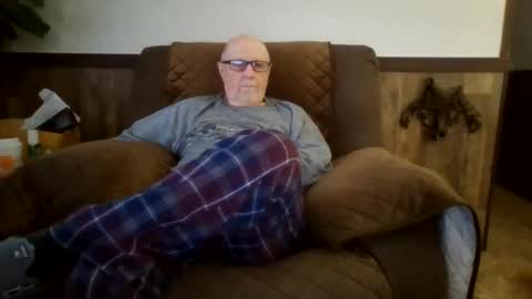 dave571960 online show from September 21, 10:48 am