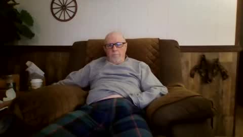 dave571960 online show from October 12, 10:31 am