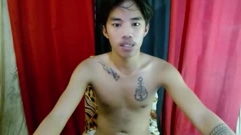 Snapshot of dave_boyyy chatting on October 19, 5:12 am dave_boyyy online show from October 19, 5:12 am