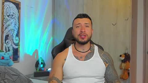 Snapshot of dave_max93 chatting on January 11, 2:52 am DAVE MAX online show from January 11, 2:52 am