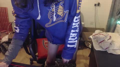 dave online show from February 19, 8:49 pm