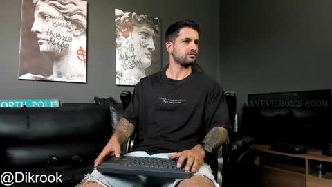 Daves online show from December 3, 2:49 pm