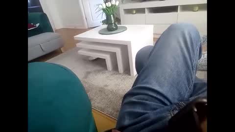 davf76 online show from March 4, 1:29 pm