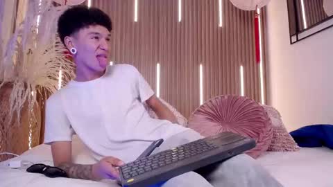 David online show from March 8, 12:09 pm