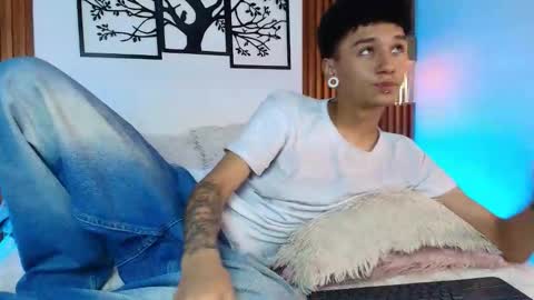 David online show from February 13, 1:05 pm