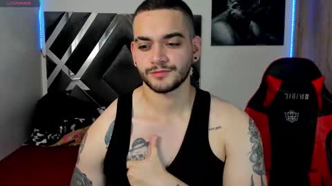 Snapshot of david_franco1 chatting on February 18, 8:15 pm Twitter davidsanctum online show from February 18, 8:15 pm