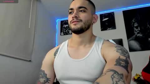 Snapshot of david_franco1 chatting on February 17, 8:04 pm Twitter davidsanctum online show from February 17, 8:04 pm