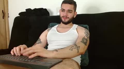 Snapshot of david_franco1 chatting on September 8, 9:58 pm Twitter davidsanctum online show from September 8, 9:58 pm