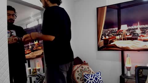 Snapshot of david_johnson372 chatting on January 17, 11:59 am Hey im David that loves to explore and speak their fantasies. Very open talktative and nice. Feel free to chat with me online show from January 17, 11:59 am