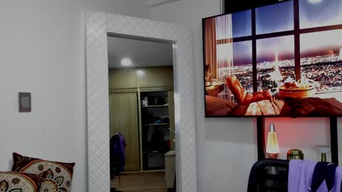 Snapshot of david_johnson372 chatting on March 2, 12:31 am Hey im David that loves to explore and speak their fantasies. Very open talktative and nice. Feel free to chat with me online show from March 2, 12:31 am