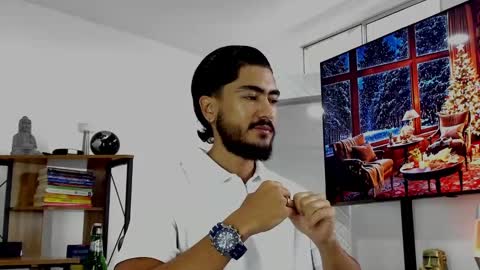 Snapshot of david_johnson372 chatting on December 7, 11:51 am Hey im David that loves to explore and speak their fantasies. Very open talktative and nice. Feel free to chat with me online show from December 7, 11:51 am