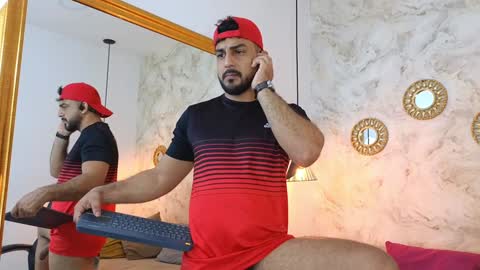 JF oliveira online show from December 3, 11:43 am