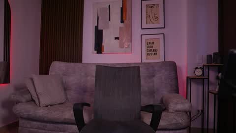 Davies brown    schedule 12pm to 5pm col time online show from October 10, 9:18 pm