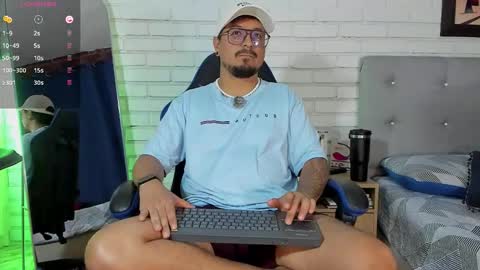 Snapshot of daviidevans chatting on September 26, 11:08 am David Evans online show from September 26, 11:08 am