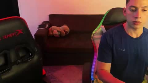 Davinson online show from April 1, 8:38 am