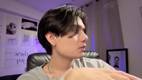 davoxer online show from March 6, 4:31 am