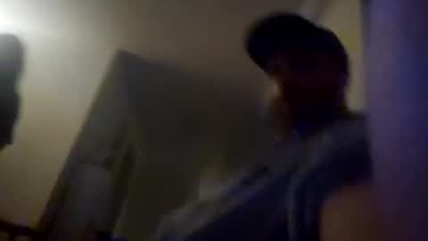 Snapshot of davyroy1988 chatting on October 12, 8:52 am davyroy1988 online show from October 12, 8:52 am
