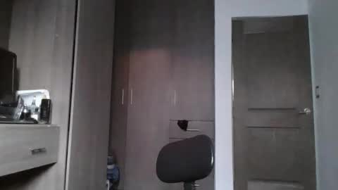 dboyyyyyyyyyy online show from October 26, 11:51 pm