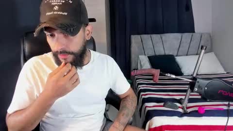 dcollins_ online show from October 4, 8:41 am