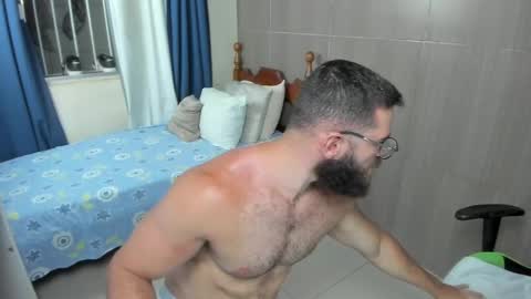 Dean online show from February 22, 1:11 am