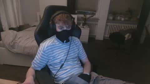 Dean online show from October 31, 12:12 am