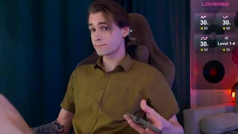 Samuel online show from April 2, 7:22 pm