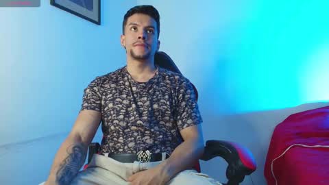 Santiago online show from February 25, 2:23 am