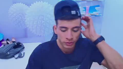 DEIBY online show from November 22, 4:01 am