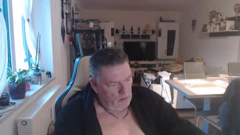 deinprinz2312 online show from January 10, 7:35 am